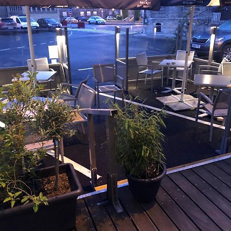 Hotel - Restaurant Au Tonnelier Bergues Εξωτερικό φωτογραφία