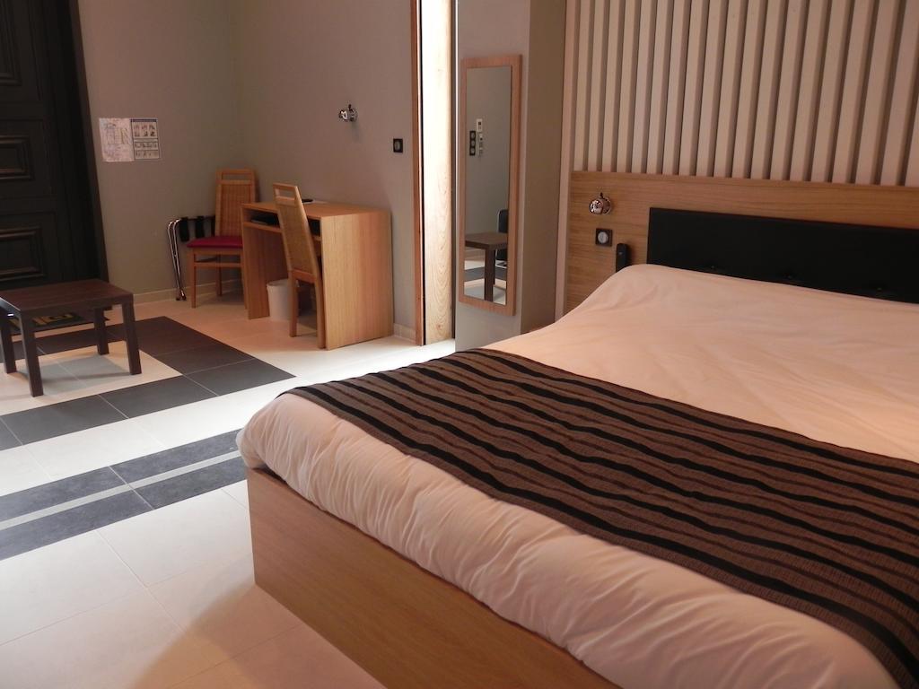Hotel - Restaurant Au Tonnelier Bergues Εξωτερικό φωτογραφία