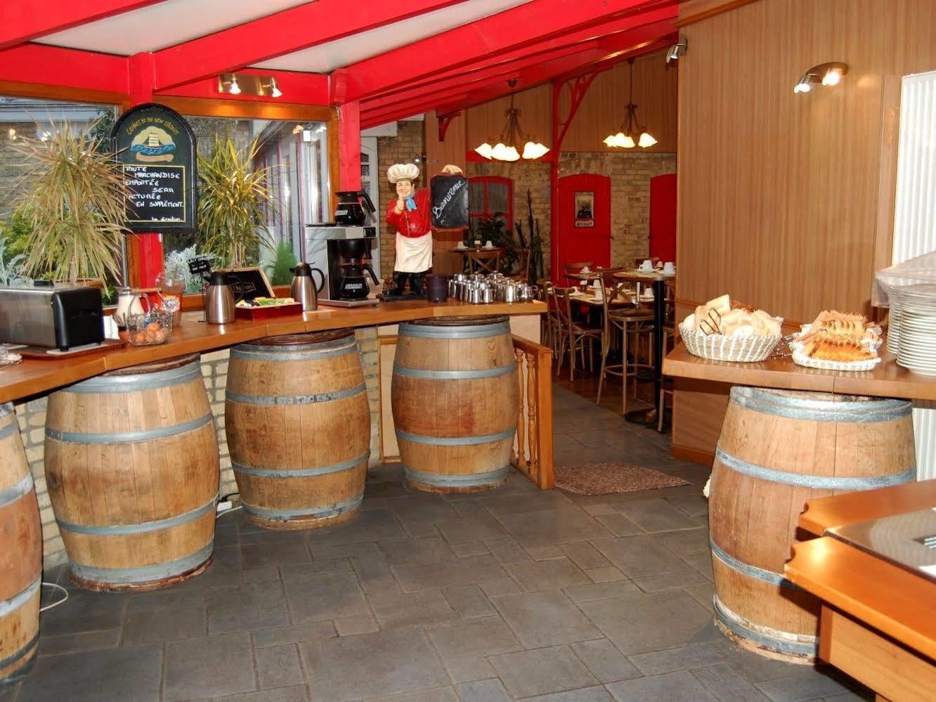 Hotel - Restaurant Au Tonnelier Bergues Εξωτερικό φωτογραφία